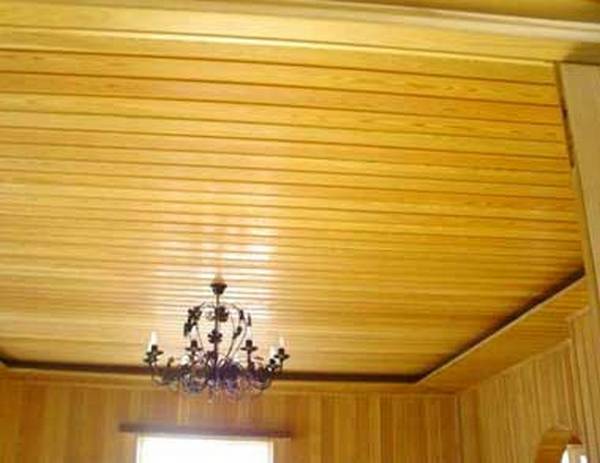 Варианты отделки потолка в деревянном доме своими руками: фото - фото