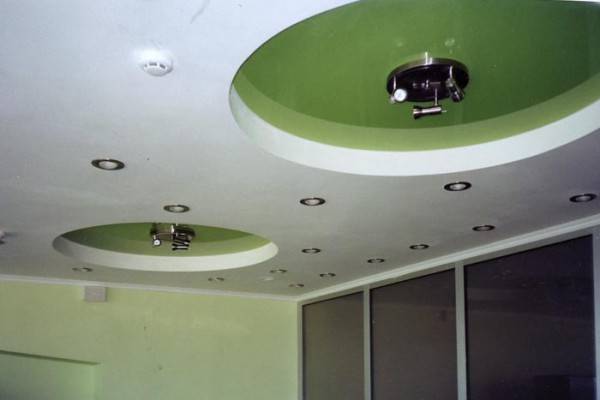 Какой потолок лучше - гипсокартон или натяжной: сравниваем и выбираем с фото