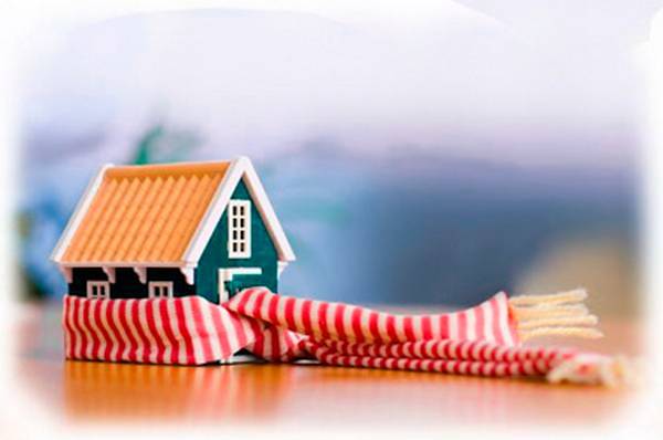 Как утеплить дом опилками? Советы по теплоизоляции каркасного жилища - фото